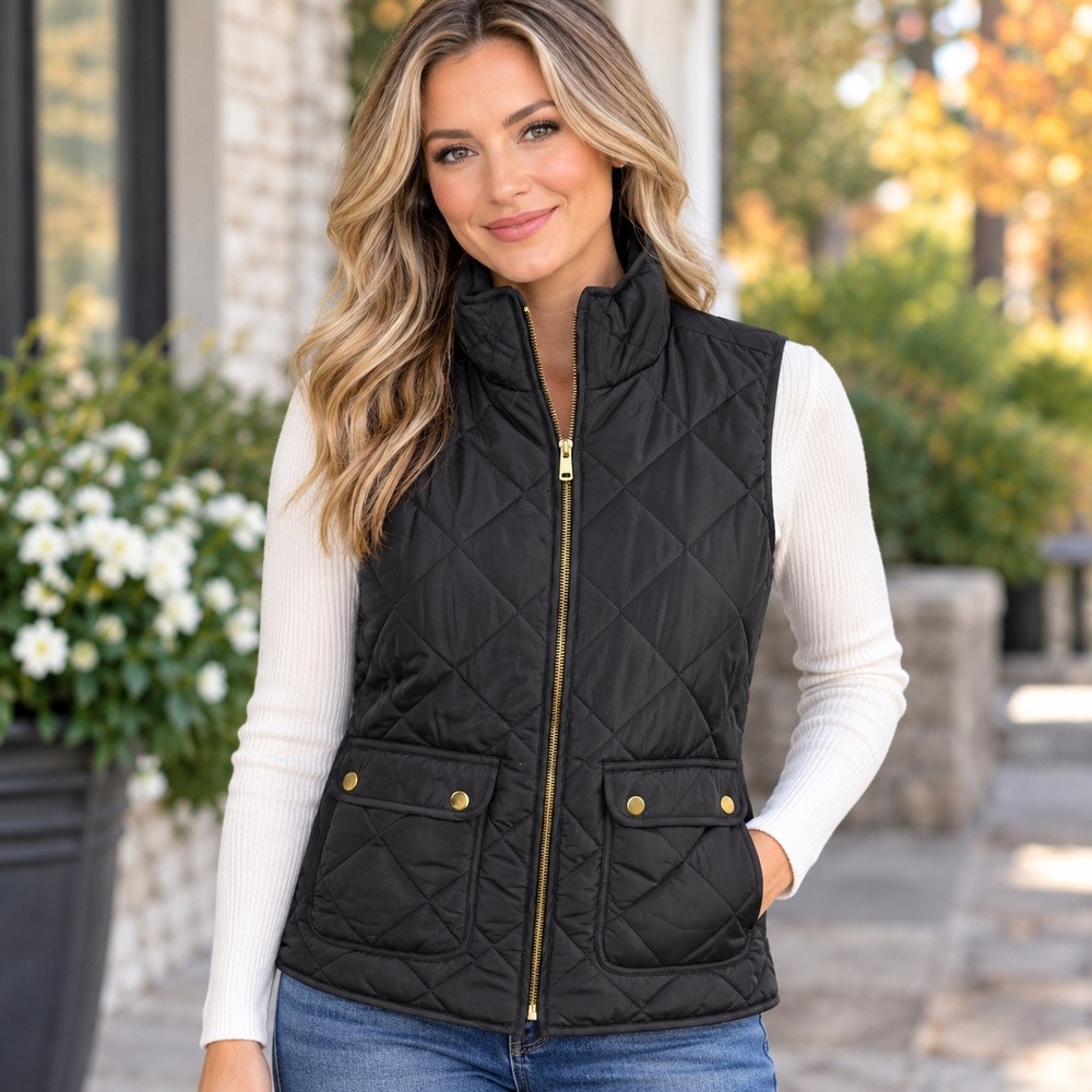 Quinn Womens Black Quilted Puffer Vest Gold Zip Snap Pockets Size Medium FJK1040